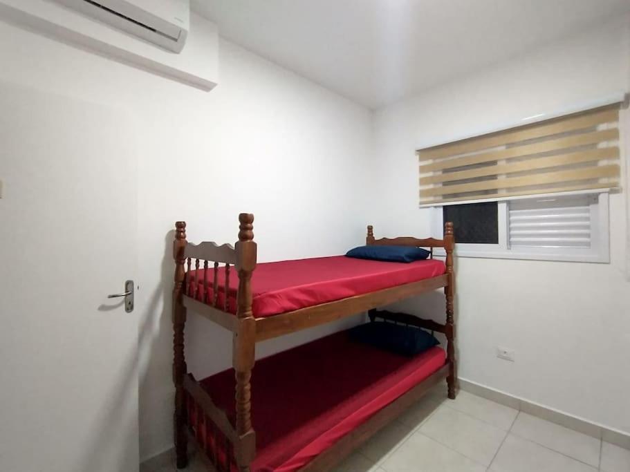 Dias House - Itagua - Apartment